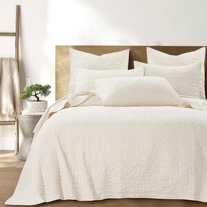 Levtex Homthreads NWT Beckett Cream King Bedspread Set 2 Shams Plush Filling